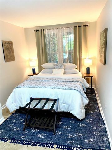 216 W Bolton Street, Savannah, GA 31401