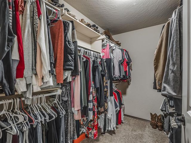 925 SW 14th Street, Moore, OK 73160