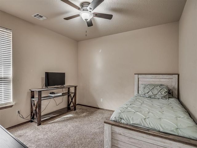 925 SW 14th Street, Moore, OK 73160