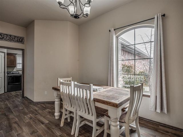 925 SW 14th Street, Moore, OK 73160