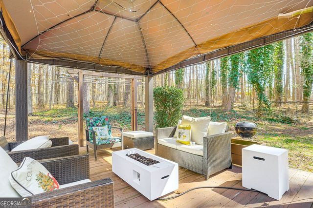 3595 Chastain Court, Alpharetta, GA 30004