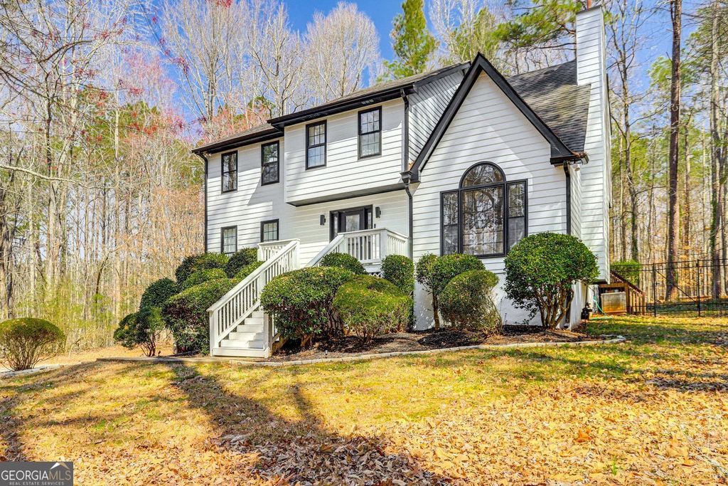 3595 Chastain Court, Alpharetta, GA 30004
