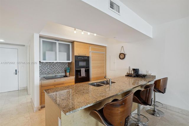 1830 S Ocean Drive 4303, Hallandale Beach, FL 33009