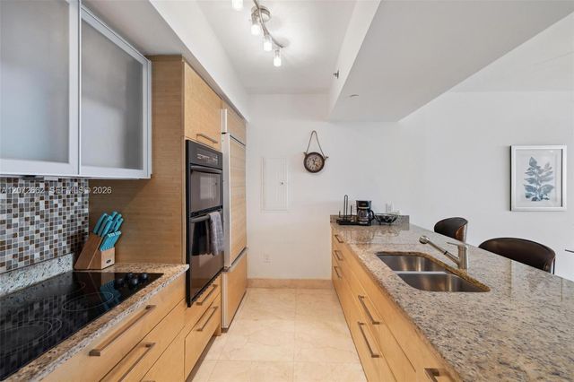 1830 S Ocean Drive 4303, Hallandale Beach, FL 33009