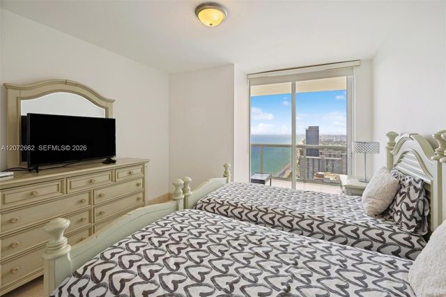 1830 S Ocean Drive 4303, Hallandale Beach, FL 33009