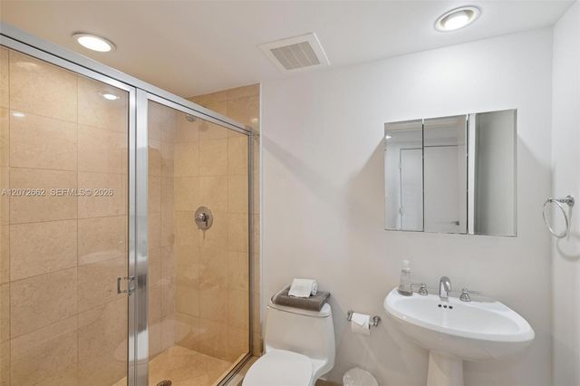 1830 S Ocean Drive 4303, Hallandale Beach, FL 33009