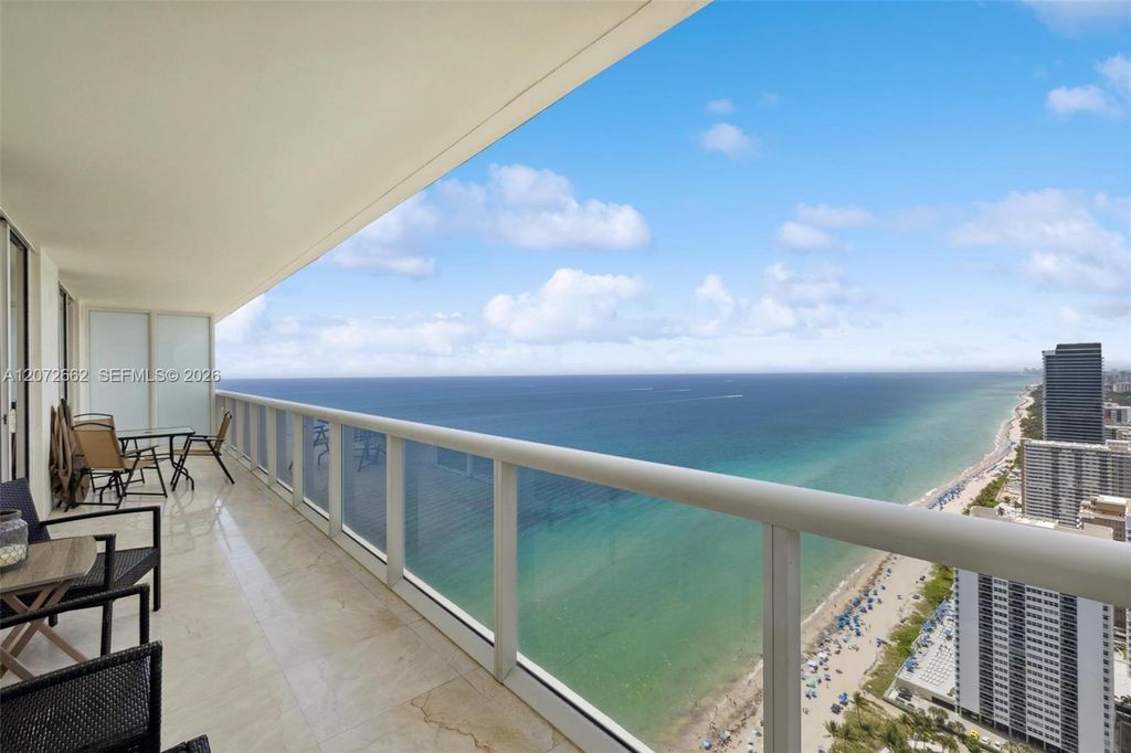 1830 S Ocean Drive 4303, Hallandale Beach, FL 33009