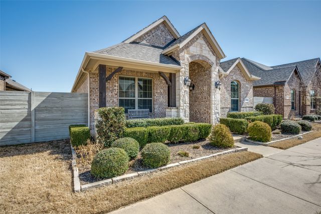 828 Parkside Drive, Argyle, TX 76226