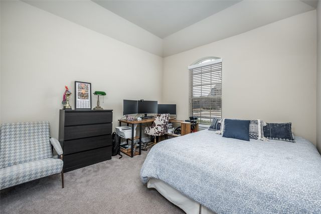 828 Parkside Drive, Argyle, TX 76226