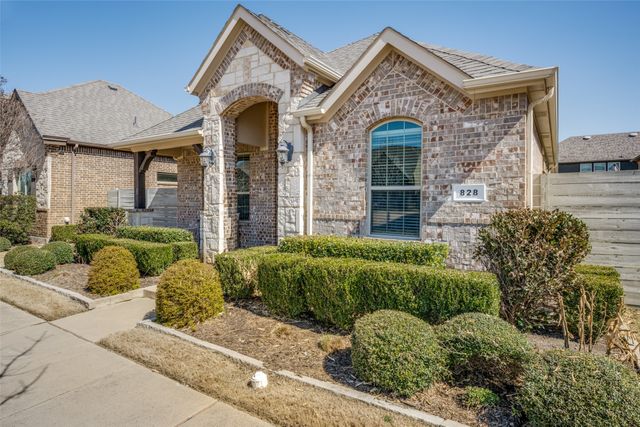 828 Parkside Drive, Argyle, TX 76226