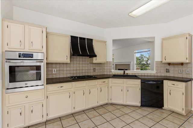 11101 Grapevine LN, Austin, TX 78759