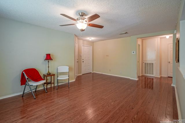 6631 Evenridge Ln, San Antonio, TX 78239