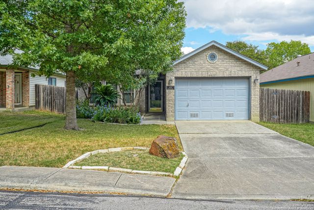 6631 Evenridge Ln, San Antonio, TX 78239