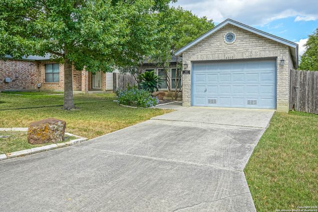 6631 Evenridge Ln, San Antonio, TX 78239