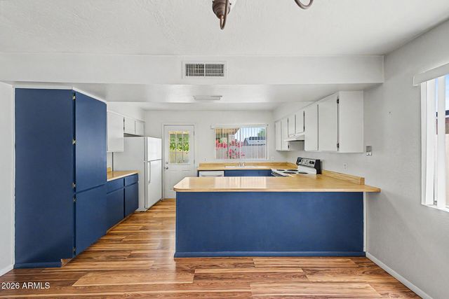 4915 W VILLA MARIA Drive, Glendale, AZ 85308