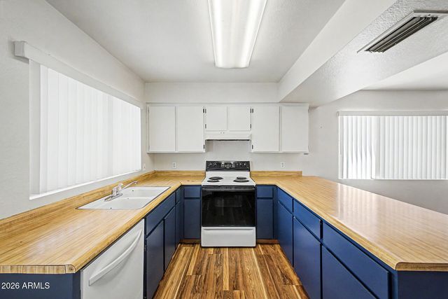 4915 W VILLA MARIA Drive, Glendale, AZ 85308