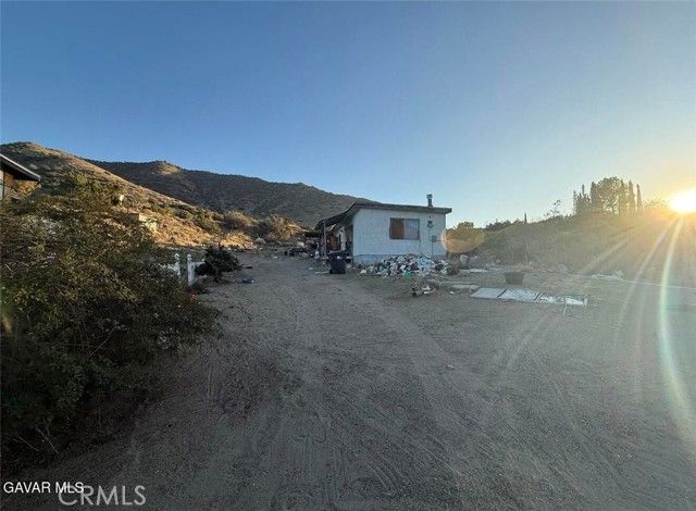 33452 Angeles Forest, Palmdale, CA 93550