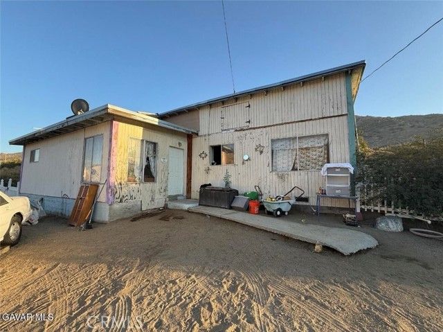 33452 Angeles Forest, Palmdale, CA 93550