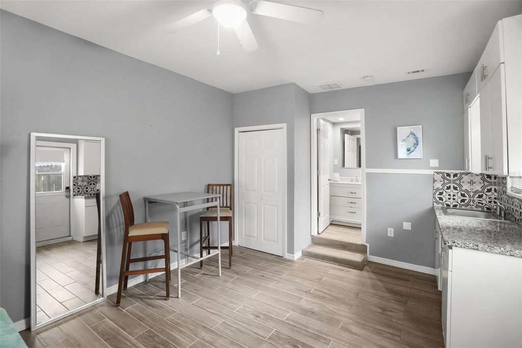 Image 22 of property listing at 1663 SAN MATEO DRIVE, Dunedin, FL 34698