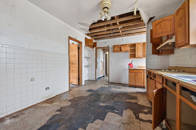 928 N Parkside Avenue, Chicago, IL 60651