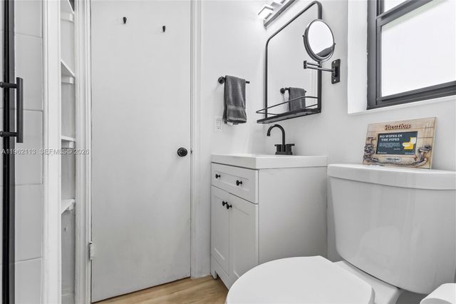 715 NE 6th St 1, Hallandale Beach, FL 33009