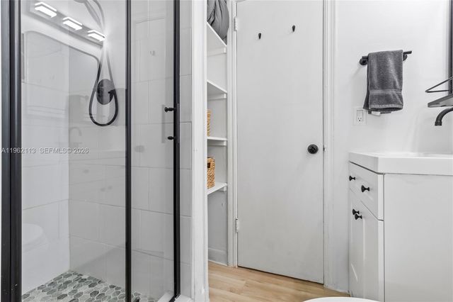 715 NE 6th St 1, Hallandale Beach, FL 33009