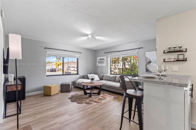 715 NE 6th St 1, Hallandale Beach, FL 33009