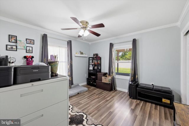 401 STONYBROOK DR, Levittown, PA 19055