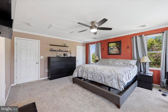 401 STONYBROOK DR, Levittown, PA 19055