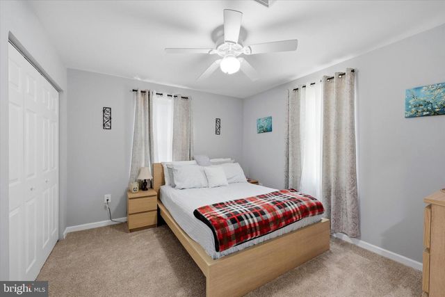 401 STONYBROOK DR, Levittown, PA 19055