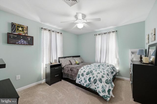 401 STONYBROOK DR, Levittown, PA 19055
