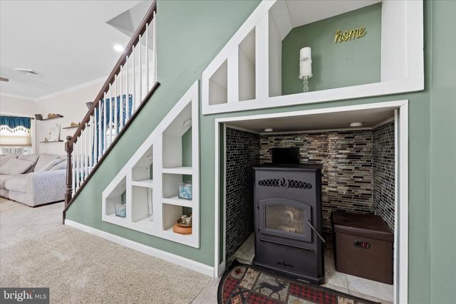 401 STONYBROOK DR, Levittown, PA 19055