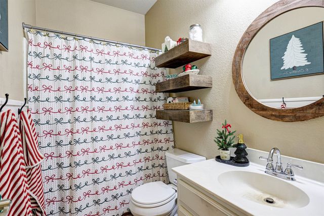 13041 Sierra View Drive, Fort Worth, TX 76244