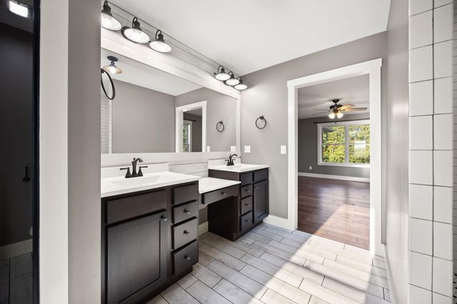 220 Davis Lane, Russell Springs, KY 42642