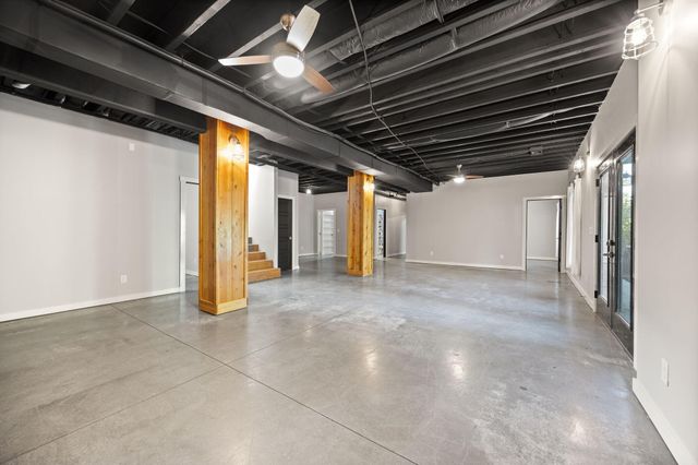 220 Davis Lane, Russell Springs, KY 42642