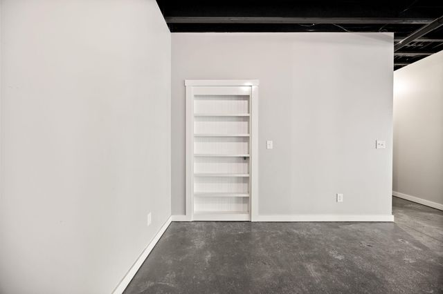 220 Davis Lane, Russell Springs, KY 42642