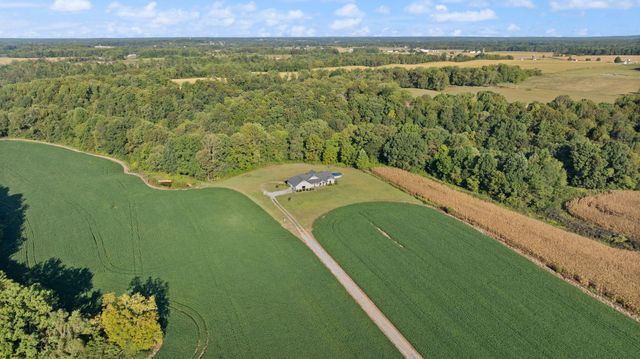 220 Davis Lane, Russell Springs, KY 42642