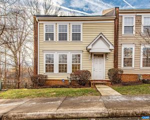 1015 CARRINGTON PL, Charlottesville, VA 22901