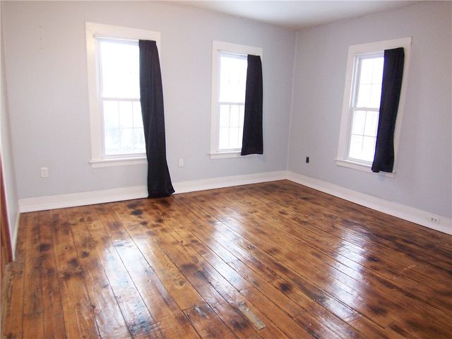 1807 Spafford Rd, Phelps, NY 14532