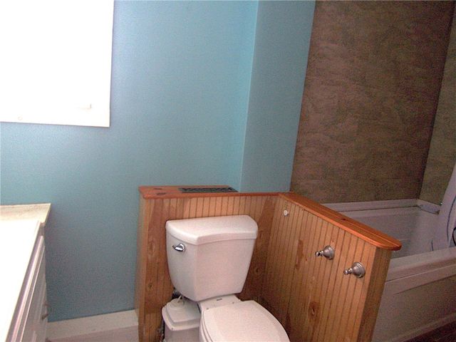 1807 Spafford Rd, Phelps, NY 14532