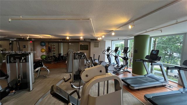 2641 N Flamingo Rd 504N, Sunrise, FL 33323