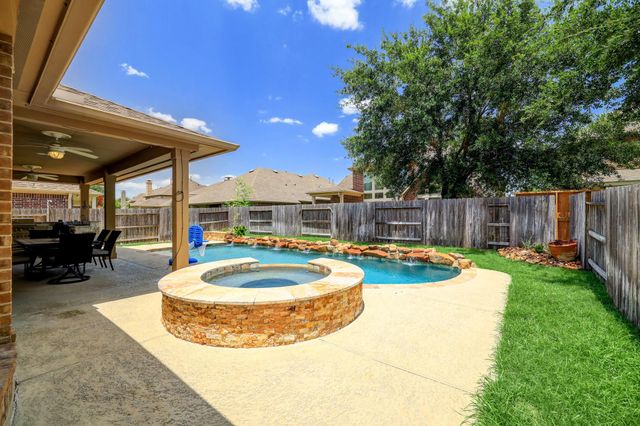 16814 Kilgarth Drive, Richmond, TX 77407