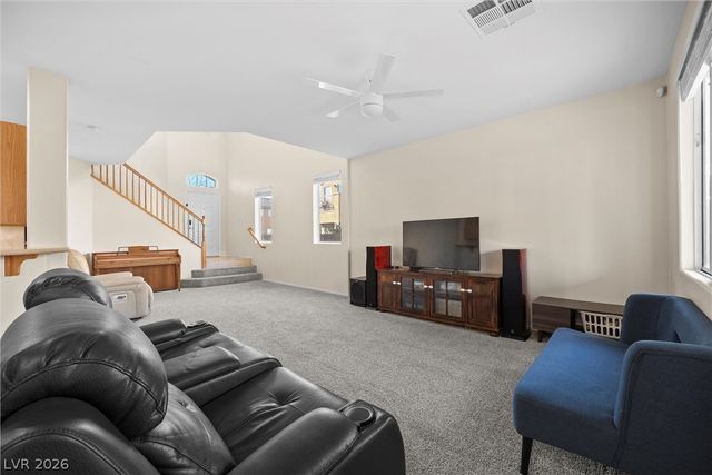 5042 Willowlyn Court, Las Vegas, NV 89122