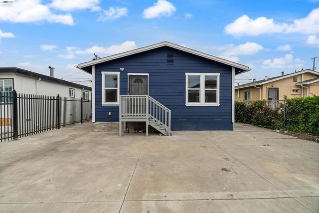 1012 72nd Ave, Oakland, CA 94621
