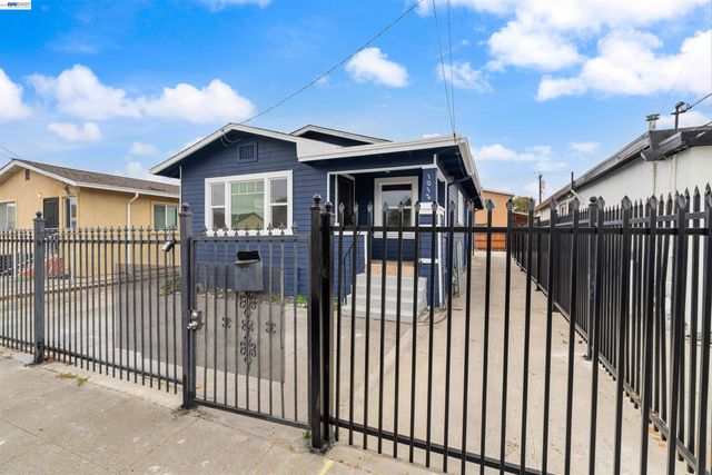1012 72nd Ave, Oakland, CA 94621