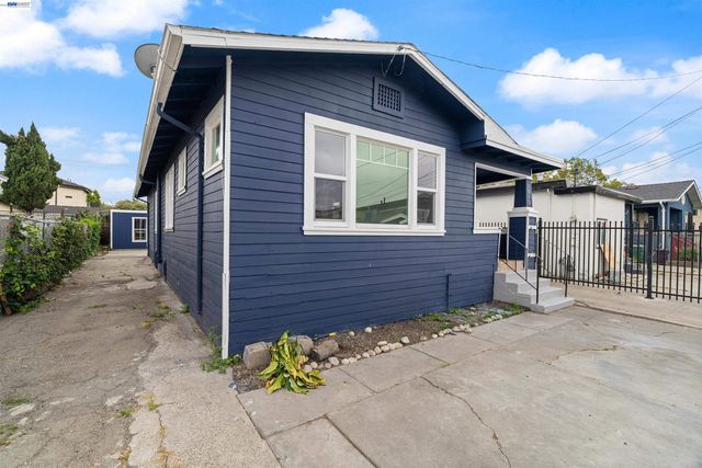 1012 72nd Ave, Oakland, CA 94621