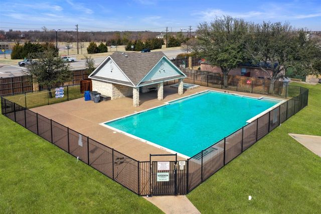 2201 Tailburton Court, Little Elm, TX 75068