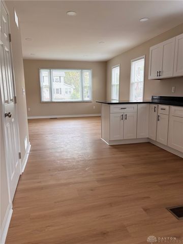 1303 Catalpa Drive, Dayton, OH 45406