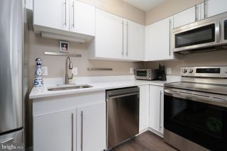 2111 WISCONSIN AVE NW #512, Washington, DC 20007