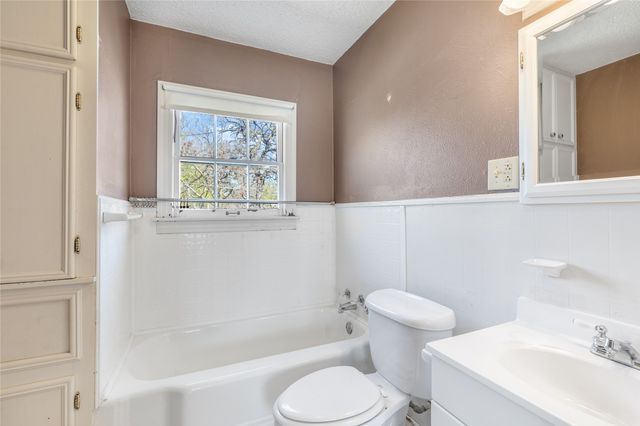 220 N Holly, Sherman, TX 75092